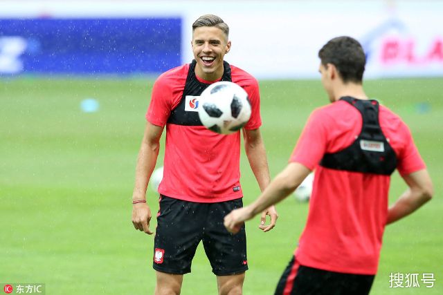 队进攻端的 队进攻端的