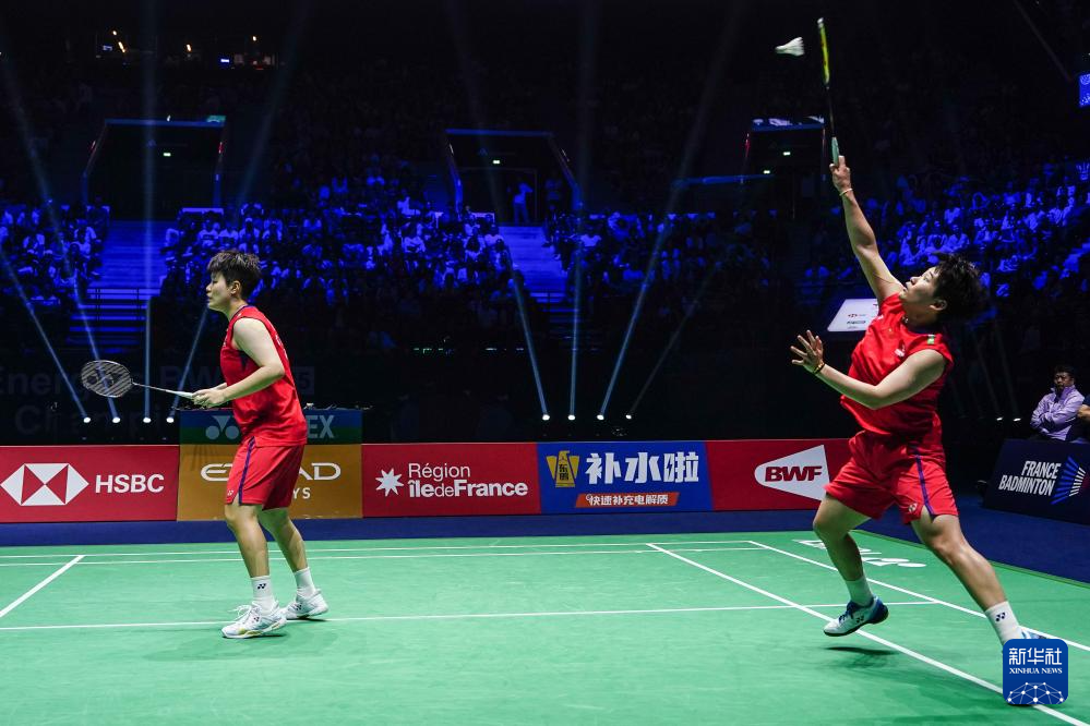 实现了四连 实现了四连