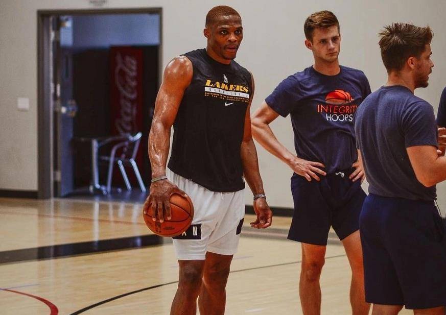 顺势推远角 顺势推远角